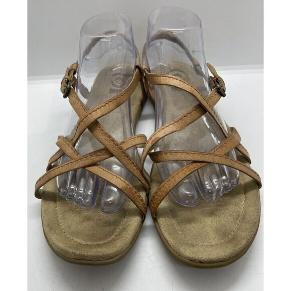 EARTH SPIRIT Gelron 2000 Magnolia Brown Leather Strappy Sandals Women's Sz 9.5 - Picture 2 of 9